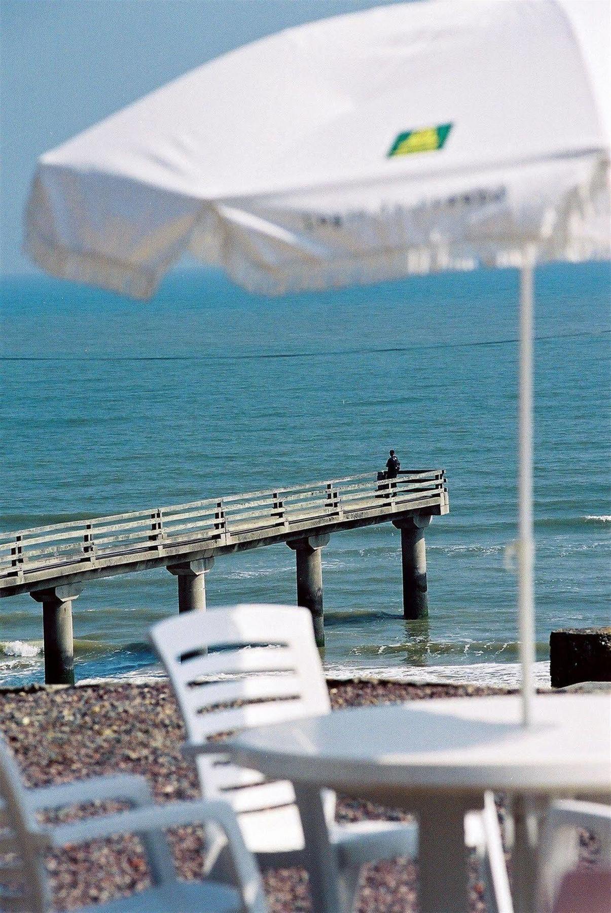 Logis Hotel Du Casino Vierville-sur-Mer Esterno foto