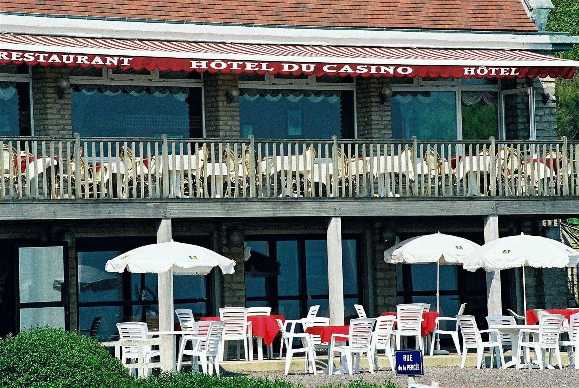 Logis Hotel Du Casino Vierville-sur-Mer Esterno foto